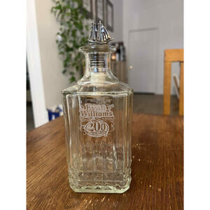 Evan Williams 200 Years Bourbon Decanter 1783-1983 Glass Bottle Ship Stopper EUC